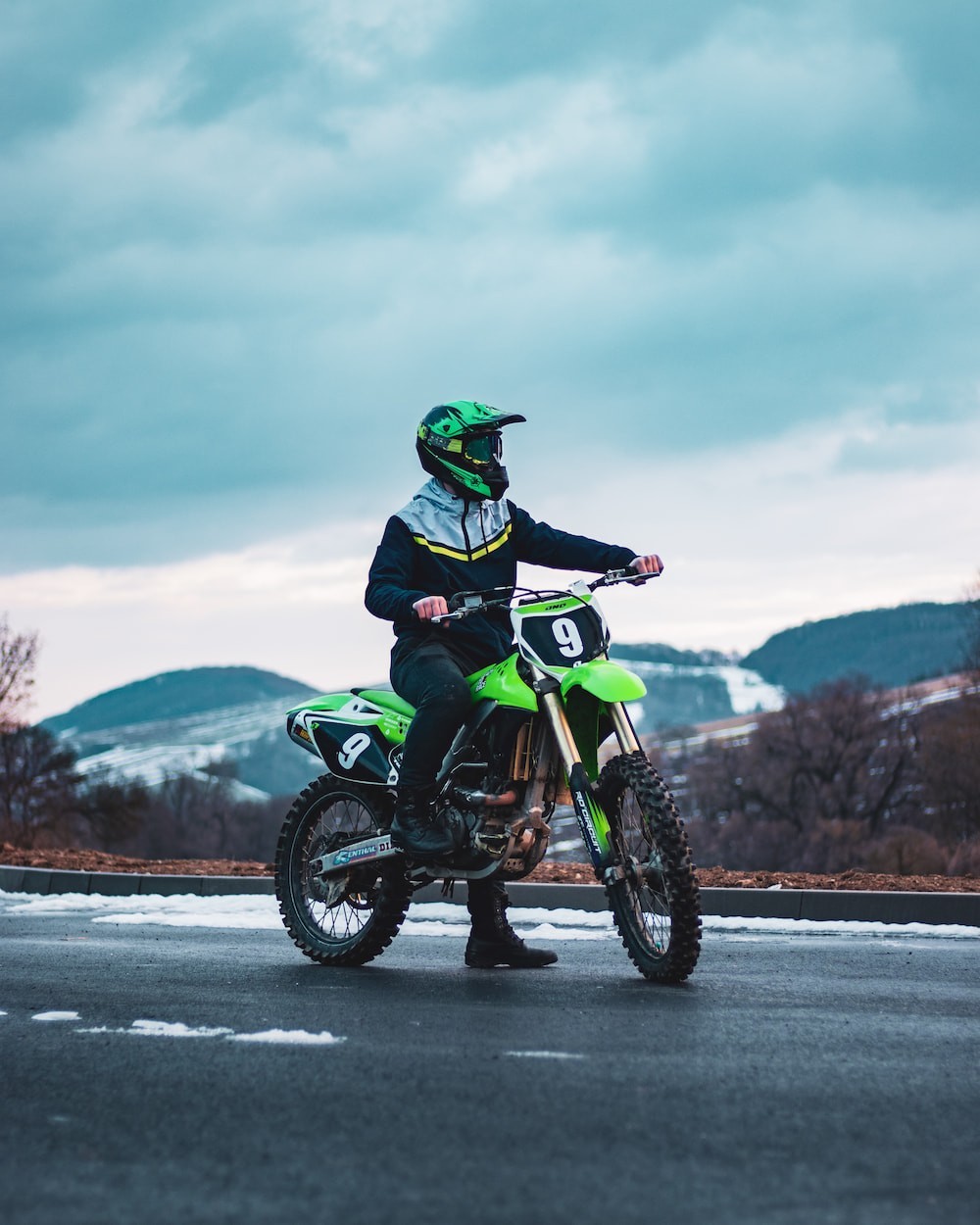 Wie wird ein Motocross-Motorrad zugelassen?